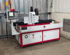 <b>數控鉆孔攻絲機備受青睞的原因</b>